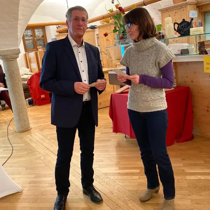 Bild von der Mitgliederversammlung mit Neuwahl des neuen Vorstands